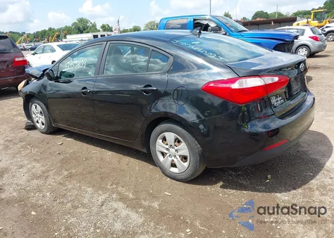 2015 Kia Forte Lx z USA, uszkodzony, nr VIN KNAFK4A62F5436534